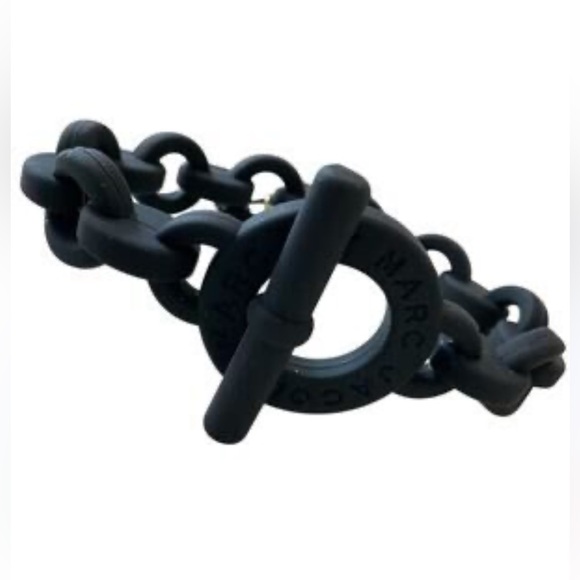 Marc By Marc Jacobs Jewelry - Marc By Marc Jacobs Macintosh BLAKC Turnlock Rubber Stretch Bracelet - NWT